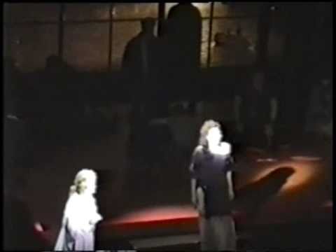 Christiane Noll & Linda Eder - In His Eyes (Broadway).wmv