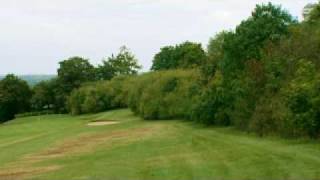 preview picture of video 'Goring and Streatley Golf Club - Course Tour - The 18th Hole'