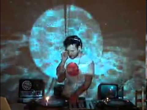 RoyalVic, visuals by Thief - RTS.FM.280412