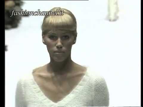 "Max Mara" Autumn Winter 2009 2010 Milan 2 of 3 pret a porter woman by FashionChannel