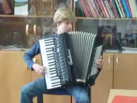 Accordeonist Vasiliy Palitsyn plays Running time E. Derbenko