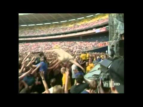 Kurt Cobain and Courtney Love - All Analogies