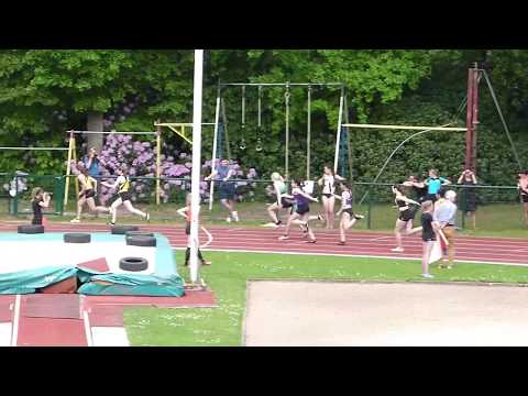 BvV AC Dames - 4x100m - Sara, Silke, Britt & Aude