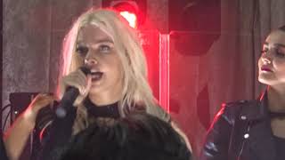 Alice Chater (@AliChater)-Heartbreak Hotel @thsndslnd, 15th Nov 2018