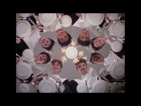 "The Train must be fed" w/ Sutbtitles - The Harvey Girls (1946)