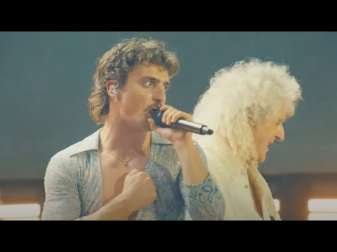 Benson Boone Brings Out Brian May for 'Bohemian Rhapsody' - But the Crowd Wasn't Feeling It