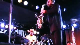 Kenny Garrett quartet 2003(part1) what is this thing called love.mp4