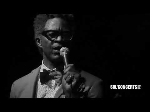 WORTHY DAVIS IN CONCERT / p2