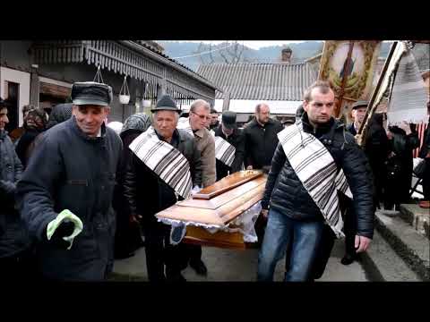 Tradiții la pregătirea persoanei decedate înainte de înmormântare