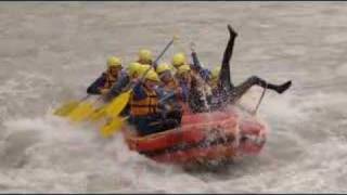 preview picture of video 'Great rafting accident'