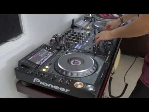DJ Ravine's UK Hardcore mix BECAUSE IT'S FUN