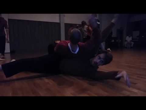 Contact improvisation Matti Haaponiemi