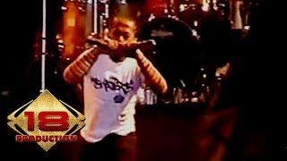 Download lagu Pas Band - Sejuta Harapan (Live Konser Yogyakarta 26 Desember 2005) mp3