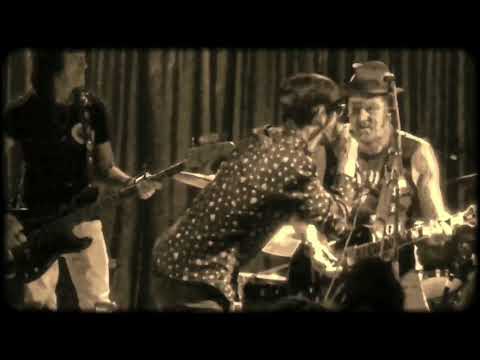 Johnny B. Goode - Chris Cheney & Phil Jamieson with the Phil Para Band