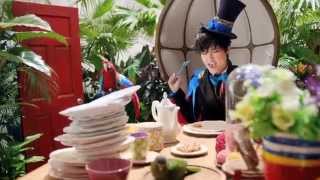 LiYuChun李宇春(Chris Lee):【Official MV】Dance to the Music