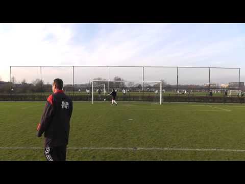 12 jan-2013 JSV Nieuwegein 10 - VV De Meern 9 com 2-10 twee opa's