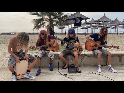 ALICE IN CHAINS - Down in a Hole (Unplugged)
