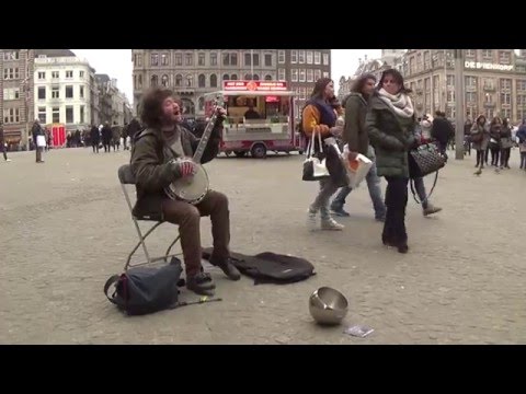 Street Music - Busking at Damsquare RAW Street Entertainment. (Amsterdam)