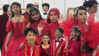 Download lagu Acara Hut Indosiar Malam Pertama Meriah Sekali Di Heboh kan Oleh Peserta DA7 mp3