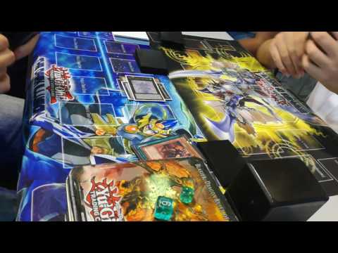 Torneo Comicon Multiplayer - Mario Modica Vs Davide Restivo - Dinomist Vs Burning Abyss Infernoid