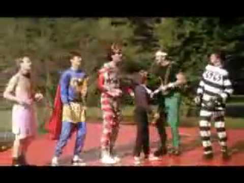 Les bronzés 3 amis pour la vie Trailer Gay Themed