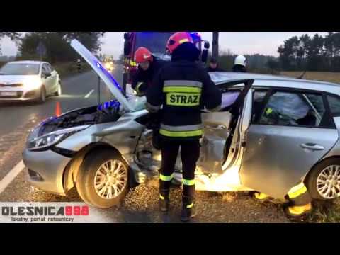 24.10.2017- Kolejny wypadek na trasie Oleśnica- Bierutów. Zderzenie dwóch osobówek