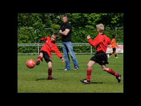 Diashow vv Nieuwerkerk F2 2009-2010 deel 4