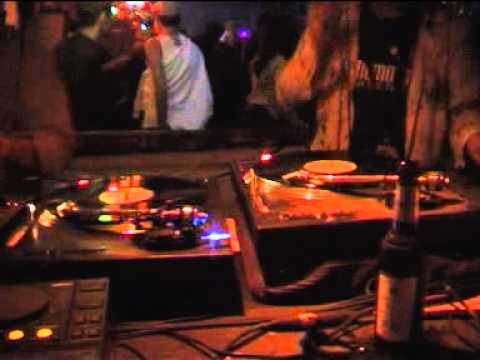 MACHOMOVERS at fusion festival 2003