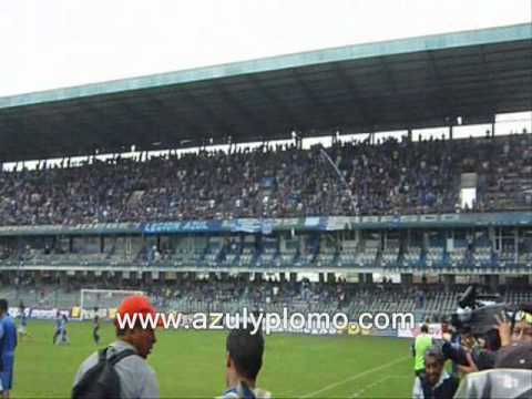 Salta el Bombillo a la Cancha, Emelec 3 - Liga de Loja 2 (06-Feb-2011)
