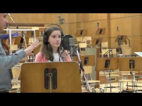 Aimee Banks From Ireland Records The 2015 Junior Eurovision Theme Song 'Discover'