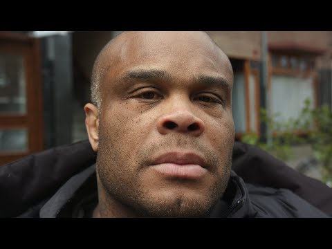 Referee gets knocked out - Gilbert Yvel's story about the ref KO