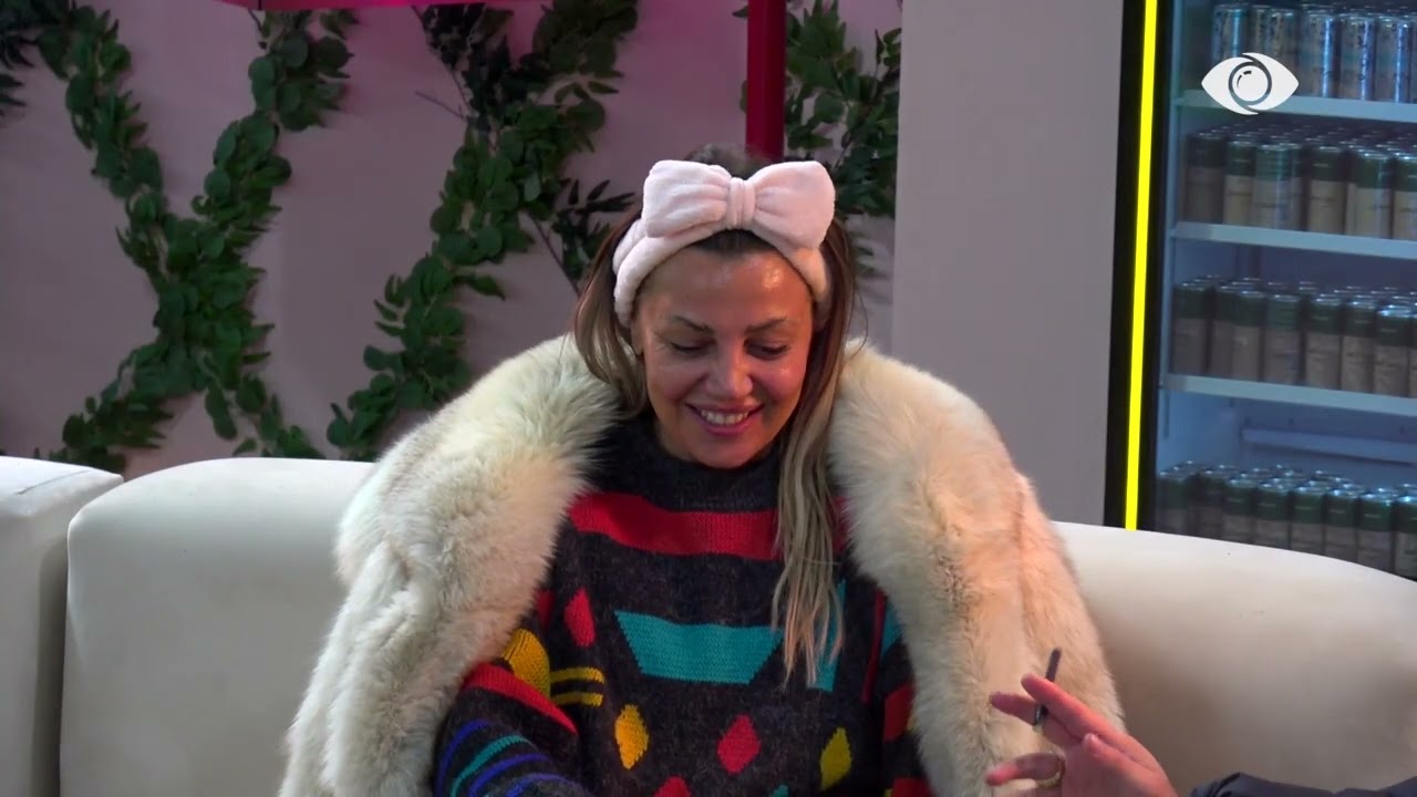 “Rozana, zonjë grua”/ Kelly për banoren: Tani që ka hapur këtë shkollën e manipulimit…