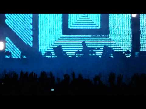 The Mission Dance Weekend 2010 - Tiësto (6/12)