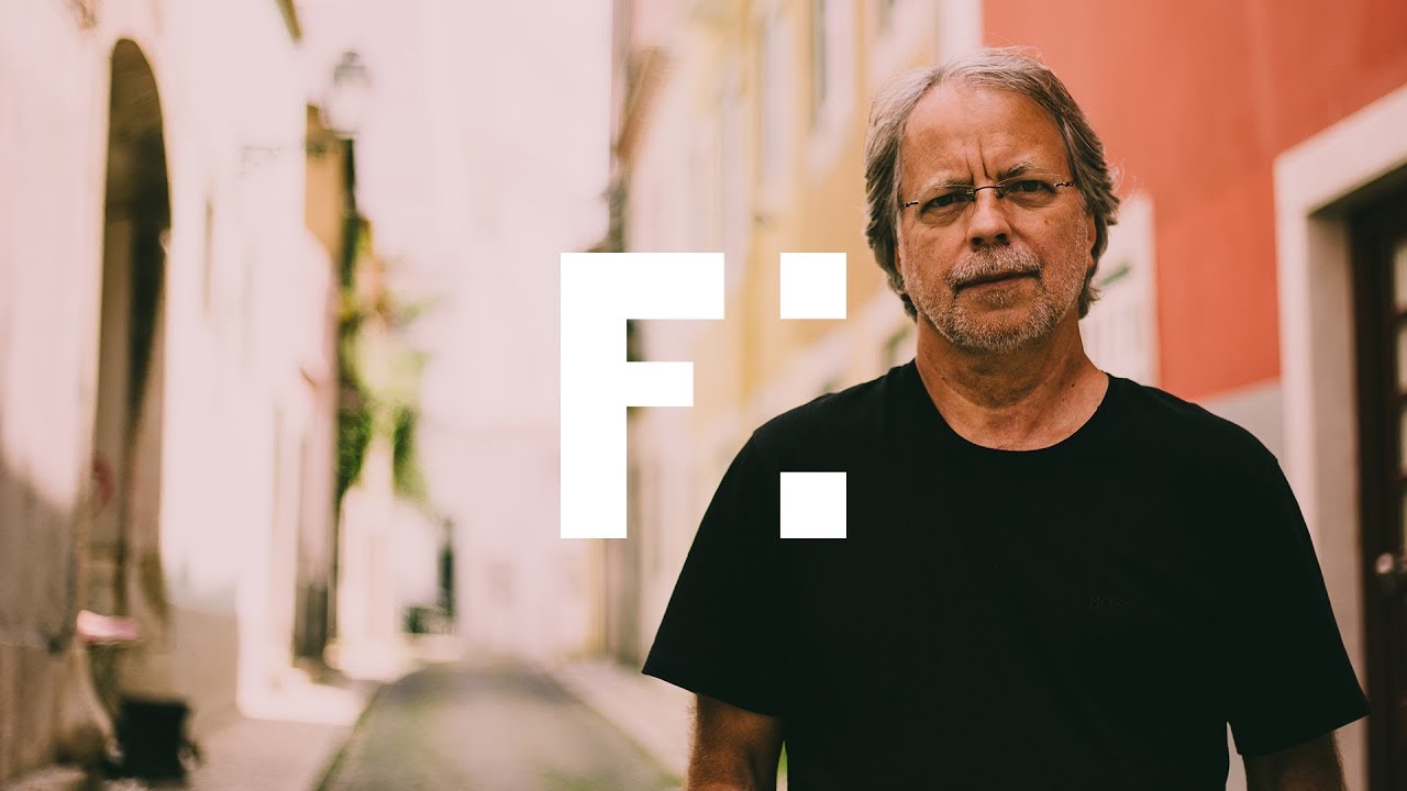 Mia Couto sobre literatura, língua portuguesa e colonialismo (Entrevista)