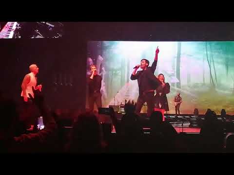 M. Pokora feat. Nico Lilliu, Caroline Costa & Dumé - Medley Robin Des Bois