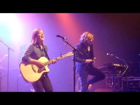 Noa Moon feat Malo - Paradise (Mon Chemin) - Vert le Petit -11.01.2014