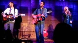 &quot;Sweet Talking Liar&quot; (Acoustic) - Jay Nash Featuring Crosby Loggins and Caitlin Crosby