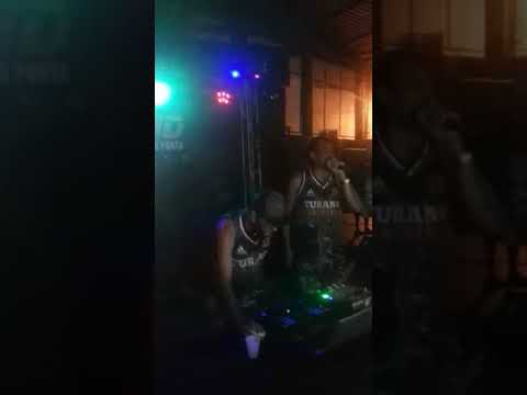 Relíquia do turano MC papel no baile da matinha