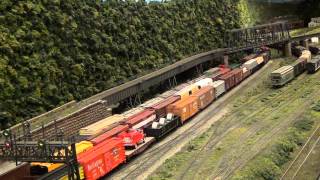 preview picture of video 'Lehigh Valley Railroad Freight at South Easton (L&KV Model Railroad Museum)'
