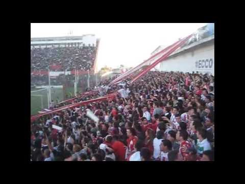 "Hinchada de INSTITUTO vs independiente" Barra: Los Ranchos &bull; Club: Instituto