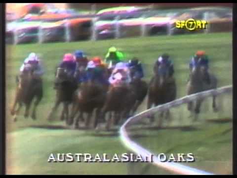 1985 AJC DERBY _Tristarc - SAJC AUSTRALASIAN OAKS_ Centaurea   ( Part Replay )