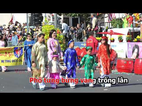 Thể hiện bởi Lea