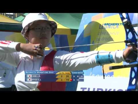 Shin Jeong Hwa v Ryoo Su Jung – recurve cadet women gold | World Archery Youth Championships 2011