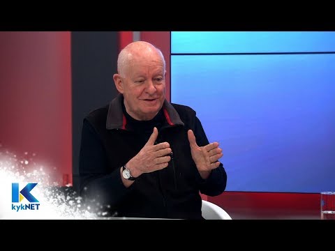 Onderhoud met Pieter-Dirk Uys oor sy nuwe boek – KN VERSLAG IN GESPREK | 24 OKT | kykNET