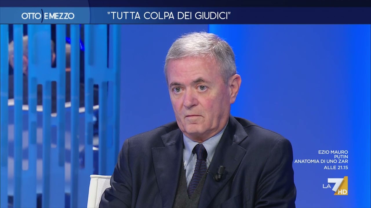 Referendum Giustizia, Scanzi: "Si vota prima per bloccare la rimonta del NO"