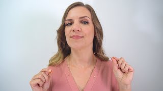 Cómo superponer cadenas y collares sin que se enreden