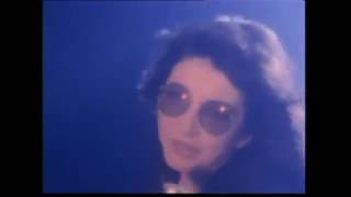Rubberband Girl (Director&#39;s Cut Version) - Kate Bush