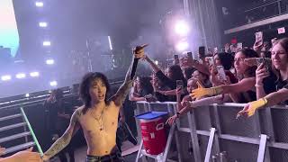 Download lagu [4K 60FPS] keshi - 2 soon (Hell & Back Tour LIVE @ Houston, Texas) mp3