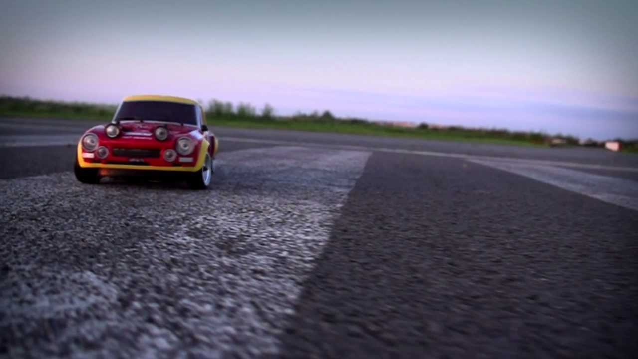 RC auto Fiat 124 Abarth