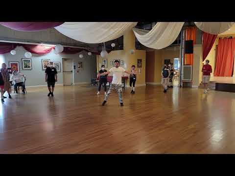 Aneni Bashirim by  Yaron Ben Simhon Walk Through by Marcelo Marianoff